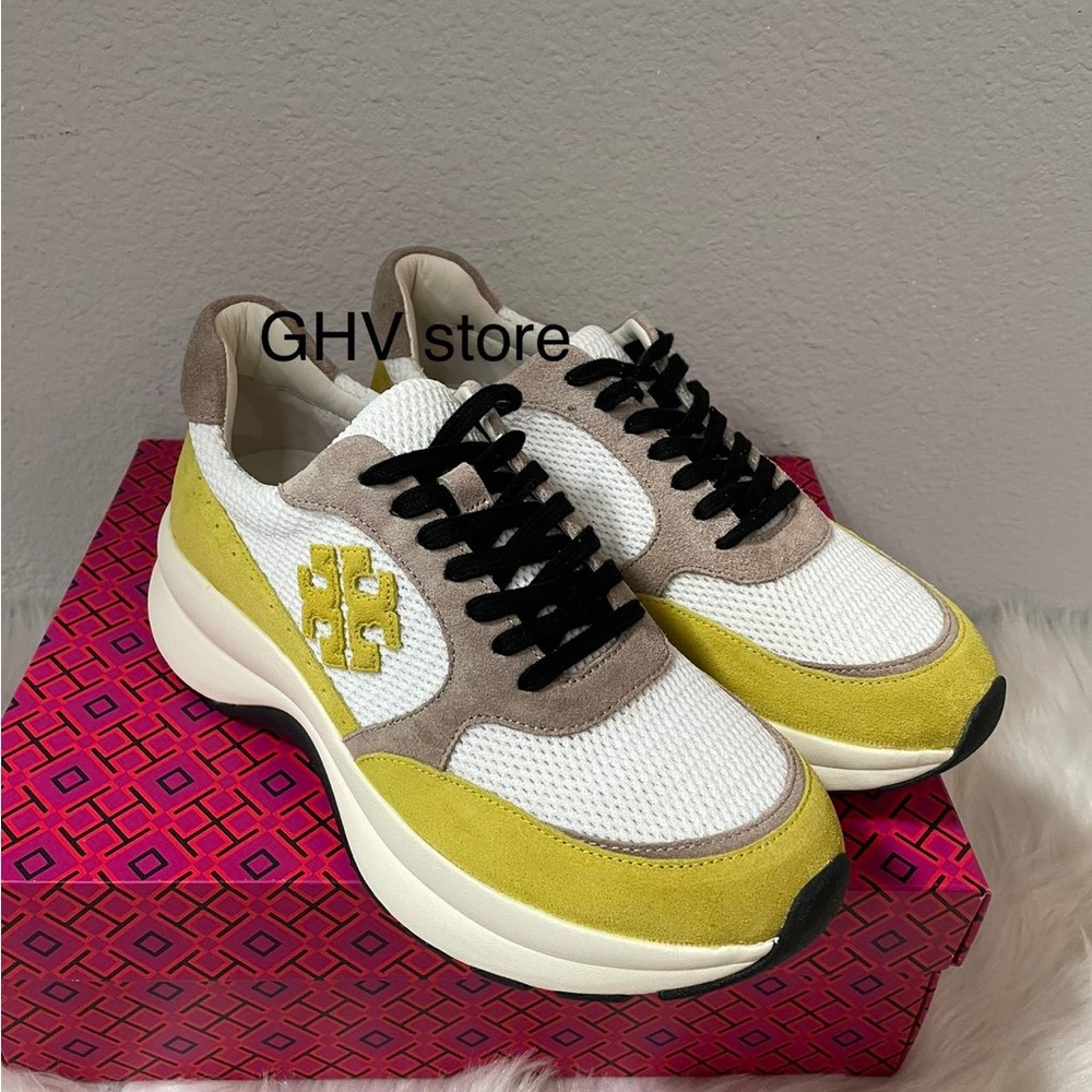Tory Burch Kick Trainer Fashion Sneaker- Special Deal - Picture 3 of 8